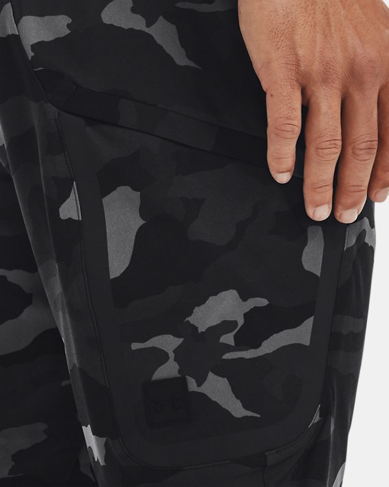 Men's UA Unstoppable Woven Cargo Print Pants, Black, pdpMainDesktop image number 3